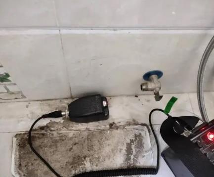 光泽屋顶漏水维修公司分享下卫生间漏水的危害及解决方法